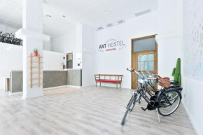 Отель Ant Hostel Barcelona  Барселона